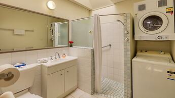Executive Hideaway Motel
