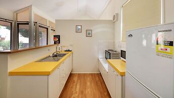 Executive Hideaway Motel