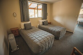 Rainforest Motel