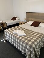 Meeniyan Motel