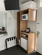 Meeniyan Motel