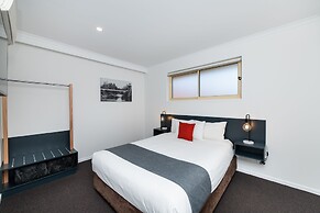 River Motel