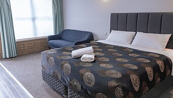 Tropicana Motor Inn