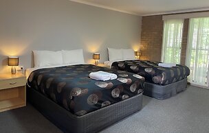 Tropicana Motor Inn