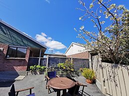 Foreshore Motor Lodge