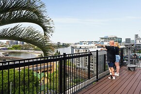 YHA Brisbane City