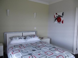 Swan Lake Guest House