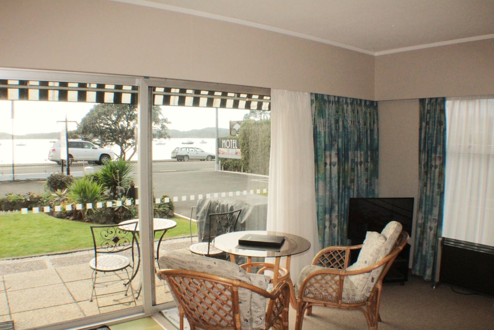 Ala Moana Motel