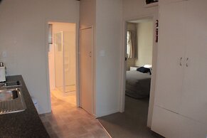 Ala Moana Motel