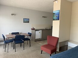 Ala Moana Motel