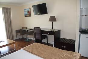 Centenary Motor Inn