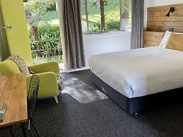 Warburton Motel
