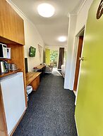 Warburton Motel