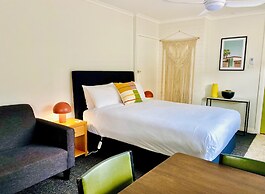 Warburton Motel