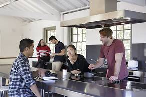 Unsw Village