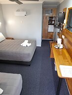 Civic Motel
