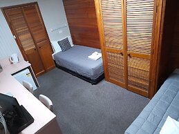Civic Motel