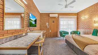Golden River Motor Inn