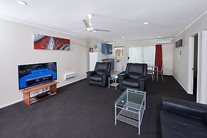 Livingston Motel