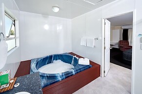 Livingston Motel