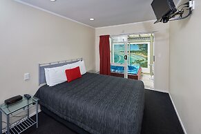 Livingston Motel