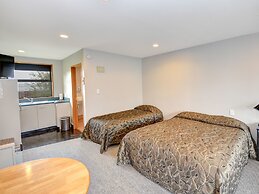 Bonnie Knights Motel