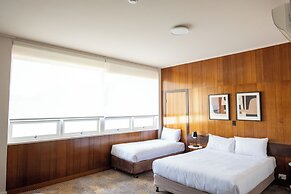 Black Buffalo Hotel