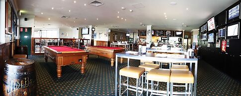 Meadowbrook Hotel