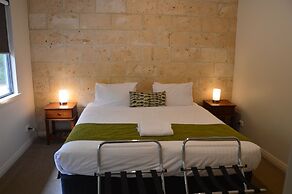 Acacia Chalets