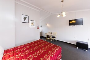 Manfeild Park Motel