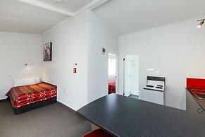 Manfeild Park Motel