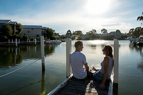 Captains Cove Waterfront Resort