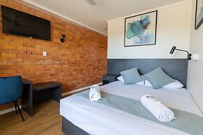 The Club Hotel