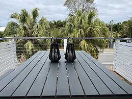 Beachmere Palms Motel