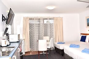 Port O'call Motel