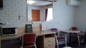 Centabrook Motor Inn