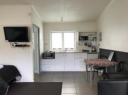 Central Court Motel
