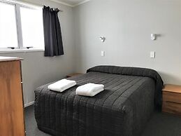 Central Court Motel