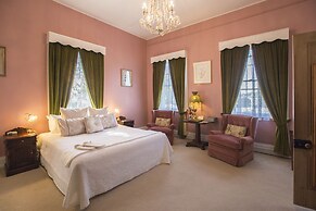 The Racecourse Inn