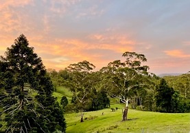Whispering Valley Cottage Retreat