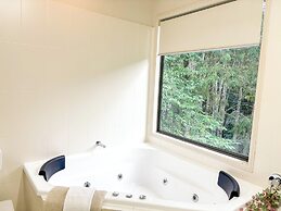 Tranquil Getaways On Obi Maleny