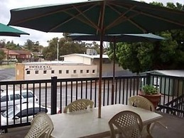 Enfield Motor Inn
