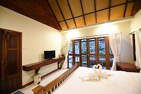 Chunut House Resort