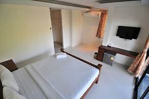 Chunut House Resort
