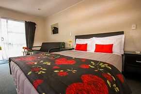 Malones Motel