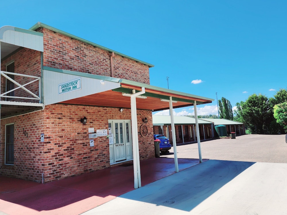 Sandstock Motor Inn
