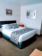 Sandstock Motor Inn