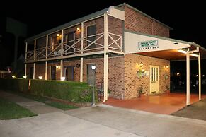 Sandstock Motor Inn