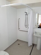 554 Moana Court Motel