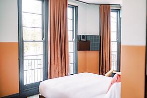 Stay at Hotel Steyne